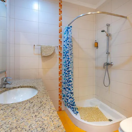 Ruana - 5 Bedrooms On Suite- Free Out Door Hot Jacuzzi - By Bedzy 빌라 알부페이라