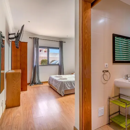 Ruana - 5 Bedrooms On Suite- Free Out Door Hot Jacuzzi - By Bedzy * البوفيرا