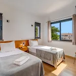 Ruana - 5 Bedrooms On Suite- Free Out Door Hot Jacuzzi - By Bedzy Villa Albufeira