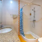 Ruana - 5 Bedrooms On Suite- Free Out Door Hot Jacuzzi - By Bedzy Villa Albufeira