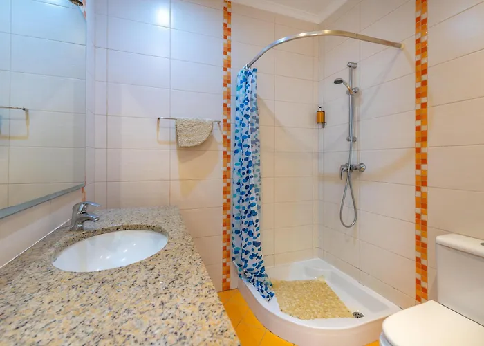 Ruana - 5 Bedrooms On Suite- Free Out Door Hot Jacuzzi - By Bedzy 别墅 阿尔布费拉